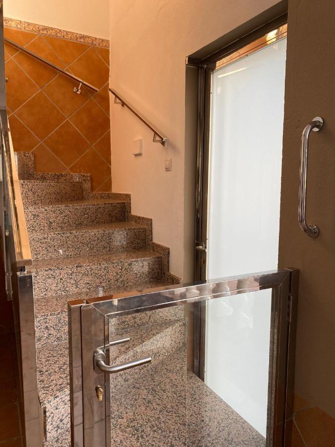 Apartamentos Maria Malaga Bagian luar foto