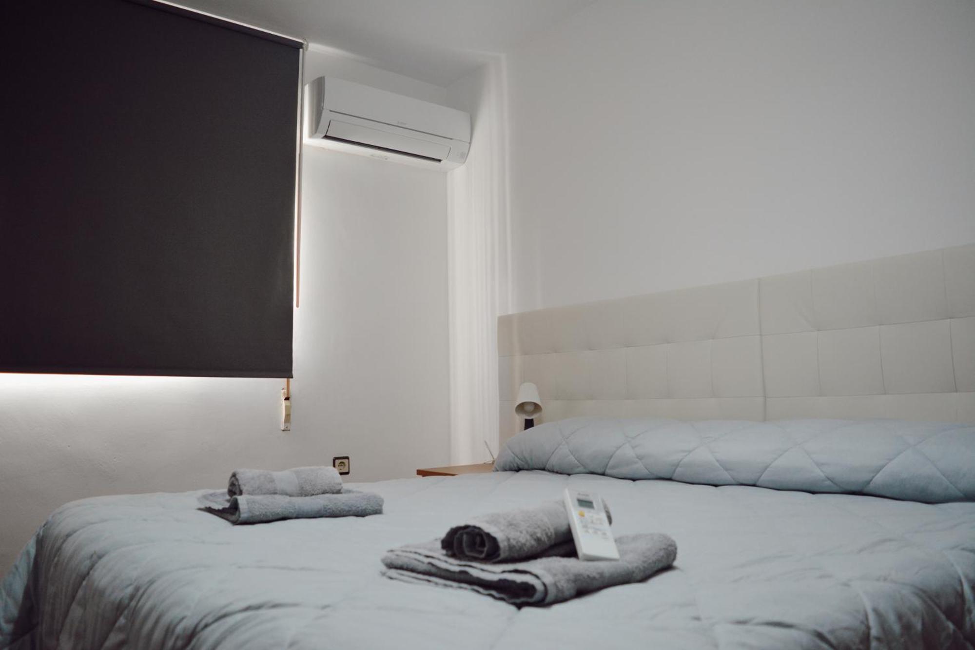 Apartamentos Maria Malaga Bagian luar foto